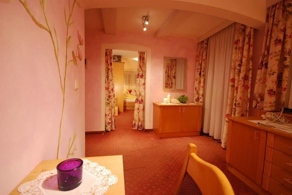 טרינס B&B Wienerhof מראה חיצוני תמונה